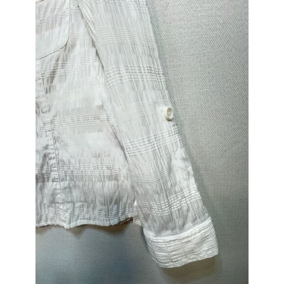 Christopher & Banks Womens Button Up Shirt Size XL White Textured Pockets Sheer - Picture 6 of 8